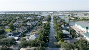 Property for sale at 24 Harbor Lane, Kemah, Texas 77565