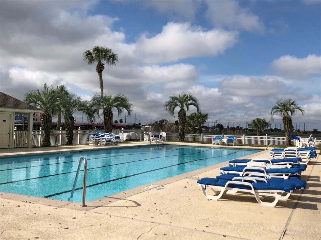 13919 Pirates Beach Blvd Galveston 12535592 For Sale Sand `N Sea