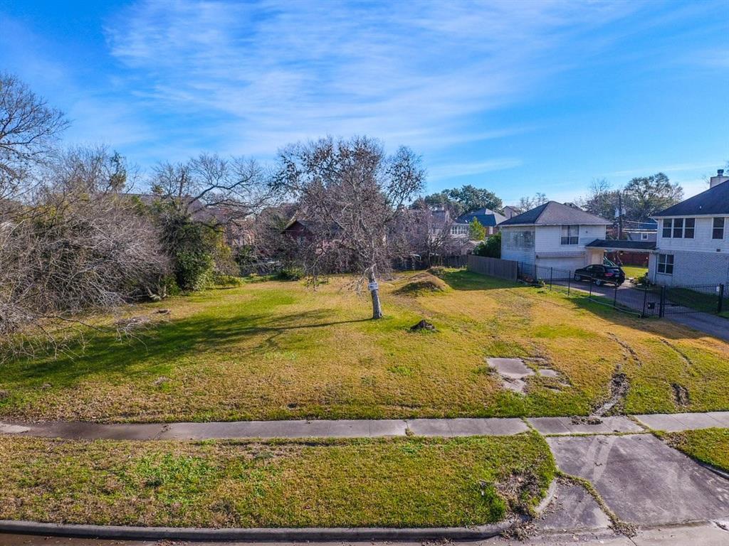 2511 N Macgregor Way, Houston, TX 77004 Martha Turner Sotheby's International Realty, Inc.