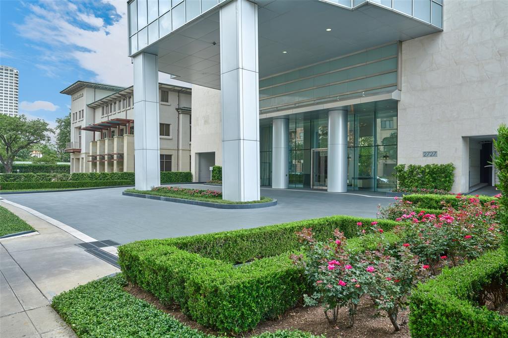 2727 Kirby, Houston, TX 77098 Martha Turner Sotheby's International