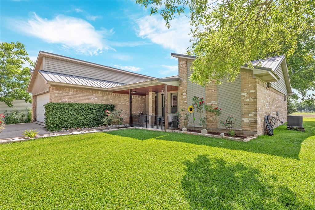 324 Wagon Road, Simonton, TX 77485 Martha Turner Sotheby's