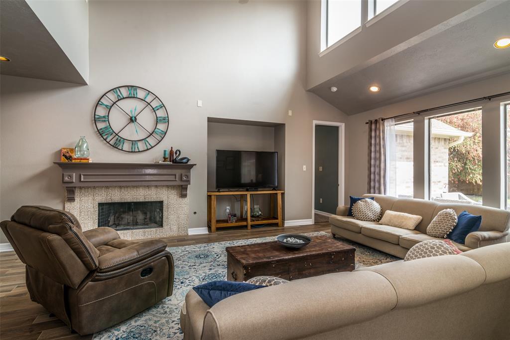 204 Grand Creek Drive League City Tx 77573 Sotheby S