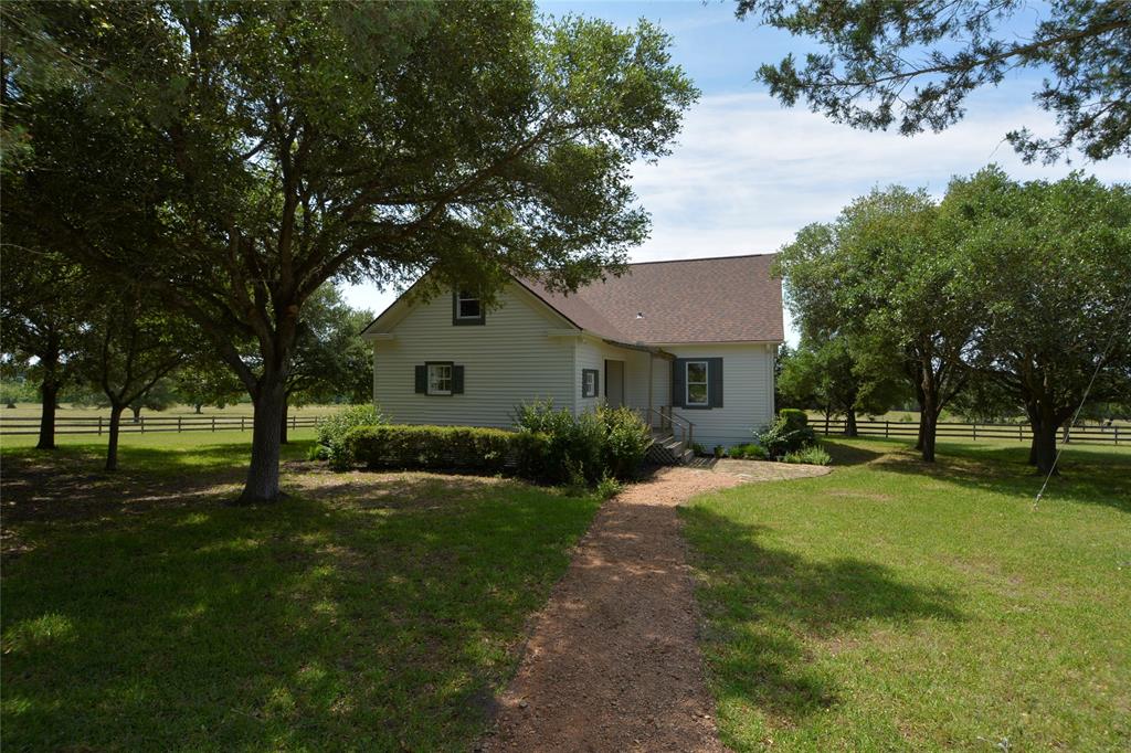 4255 FM 1697 Road, Burton, TX 77835 Martha Turner Sotheby's