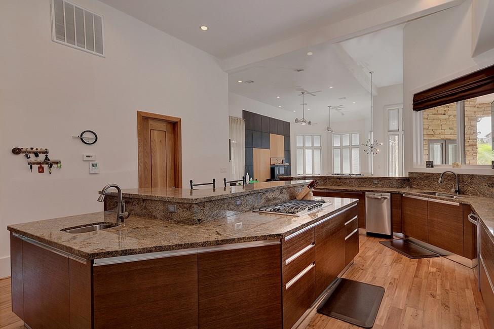 9011 Breckenridge Drive, Magnolia, TX 77354 Martha Turner Sotheby's