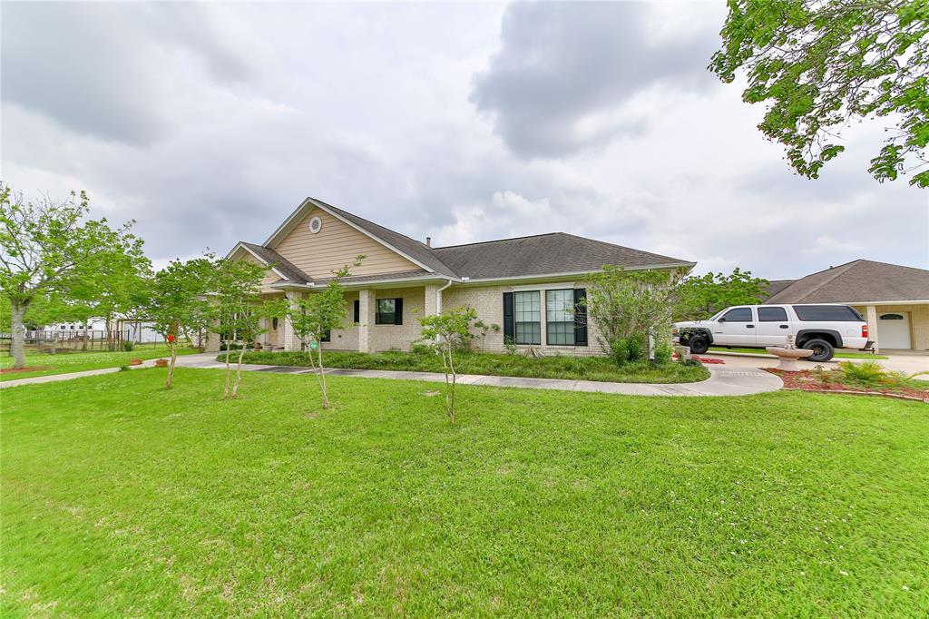 11022 N P Street, La Porte, TX 77571 Martha Turner Sotheby's